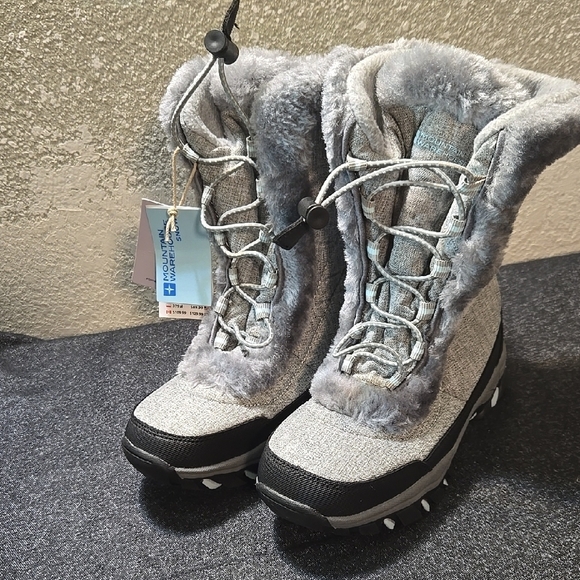 Gray Fur-Lined Winter Boots - Picture 1 of 10